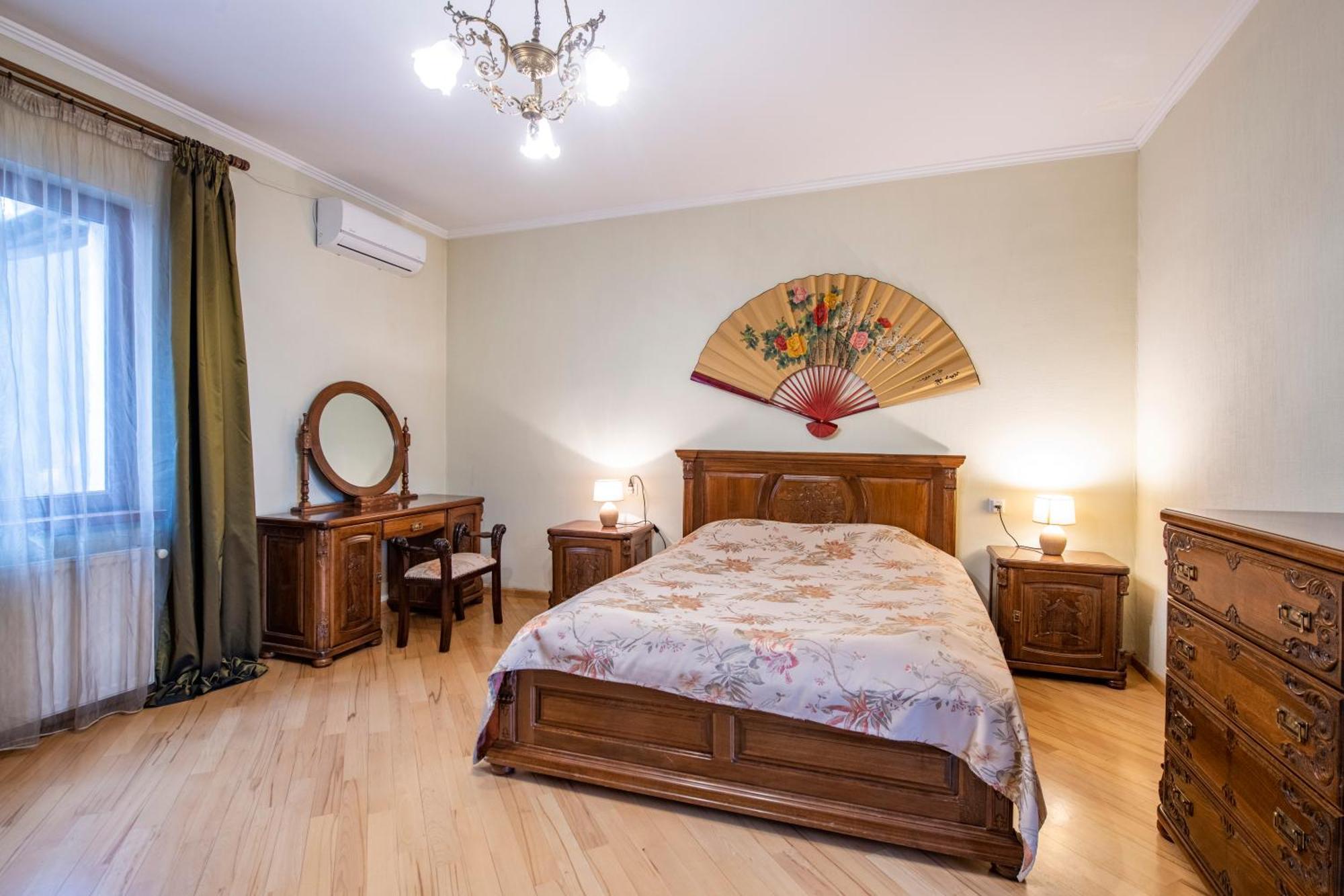 Your Home, Old Tbilisi Luaran gambar