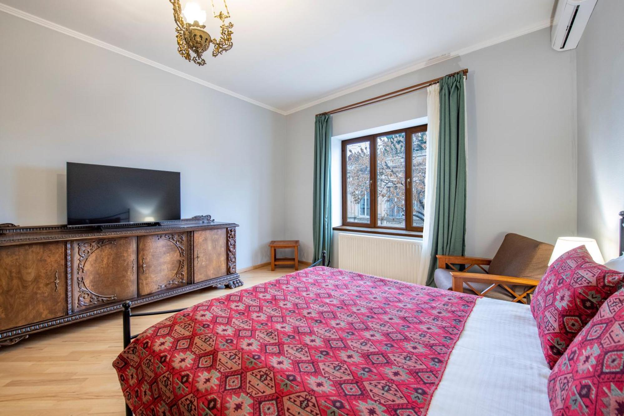 Your Home, Old Tbilisi Luaran gambar